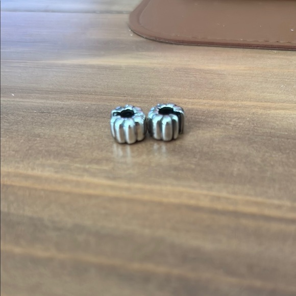 Pandora Silver Spacer Clips - Picture 1 of 1